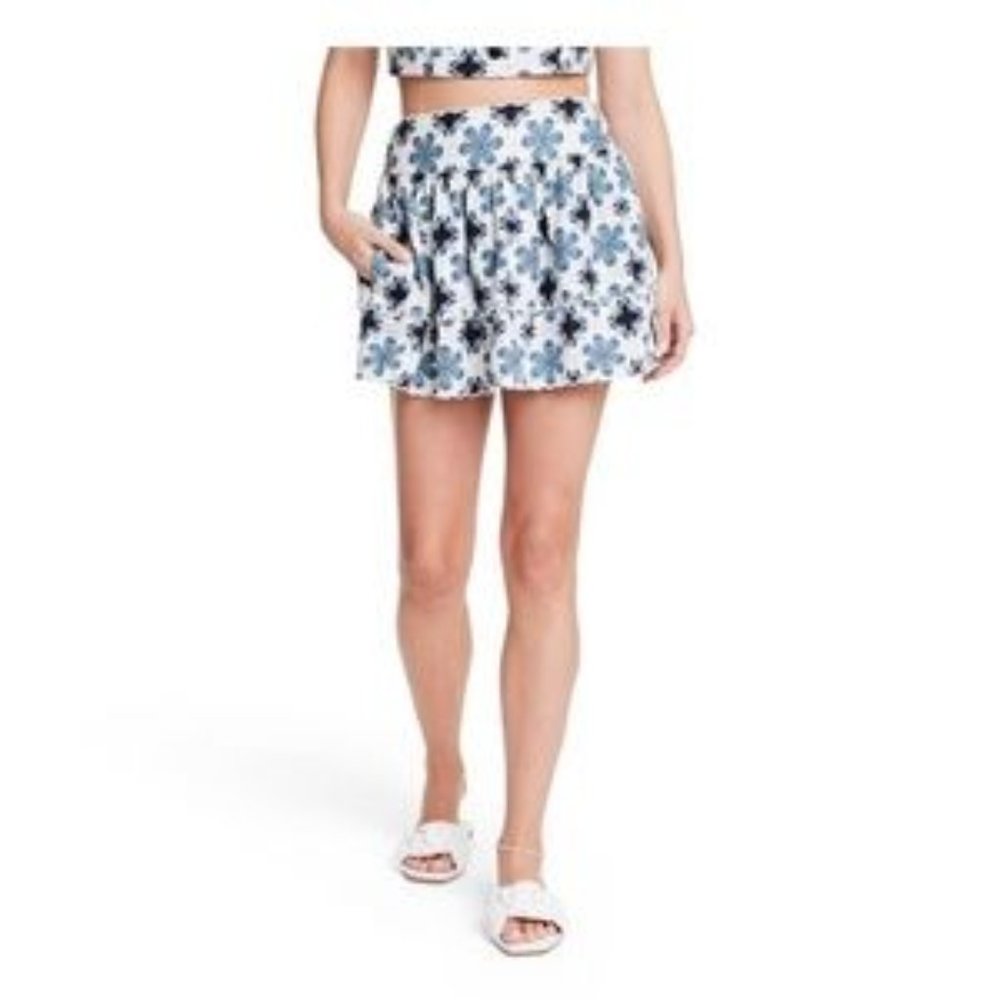 ***Target Limited Edition *** Agua Bendita Coral Tile print mini skirt